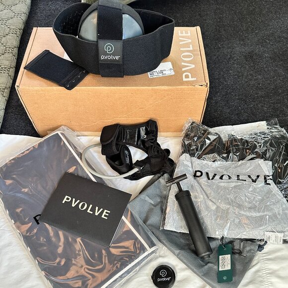 PVOLVE Signature Bundle P3 Ball, P.Band, Mat & Pump – Used by Jennifer Aniston - Picture 1 of 7